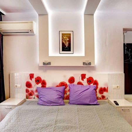 Spacious And Stylish Apartment In The Heart Of Sofia Plus Parking Экстерьер фото