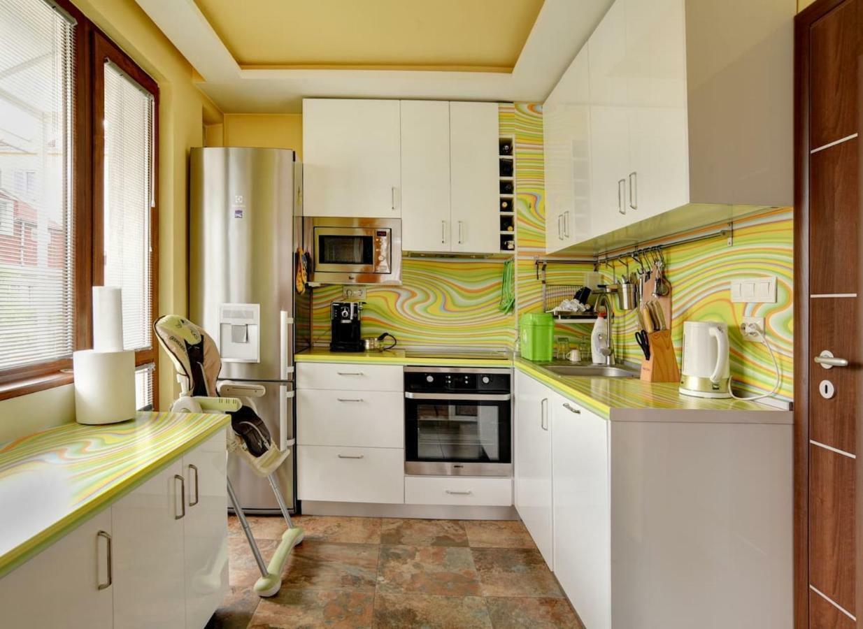 Spacious And Stylish Apartment In The Heart Of Sofia Plus Parking Экстерьер фото